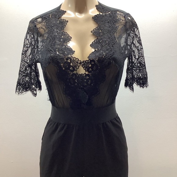 Goodtime Size Large Elegant Black Lace Jumpsuit. Preloved - Picture 5 of 9